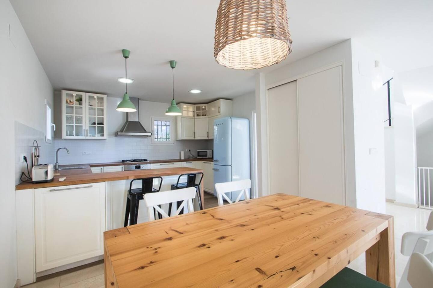 Villa Gardens With Private Pool In Benidorm