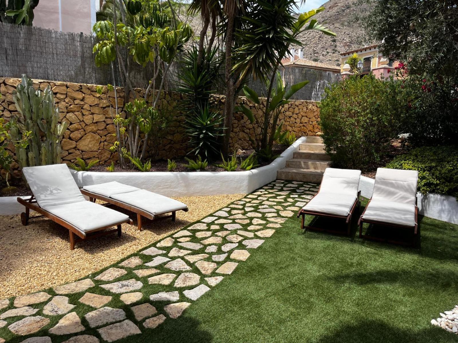 Gardens With Private Pool In Benidorm Villa